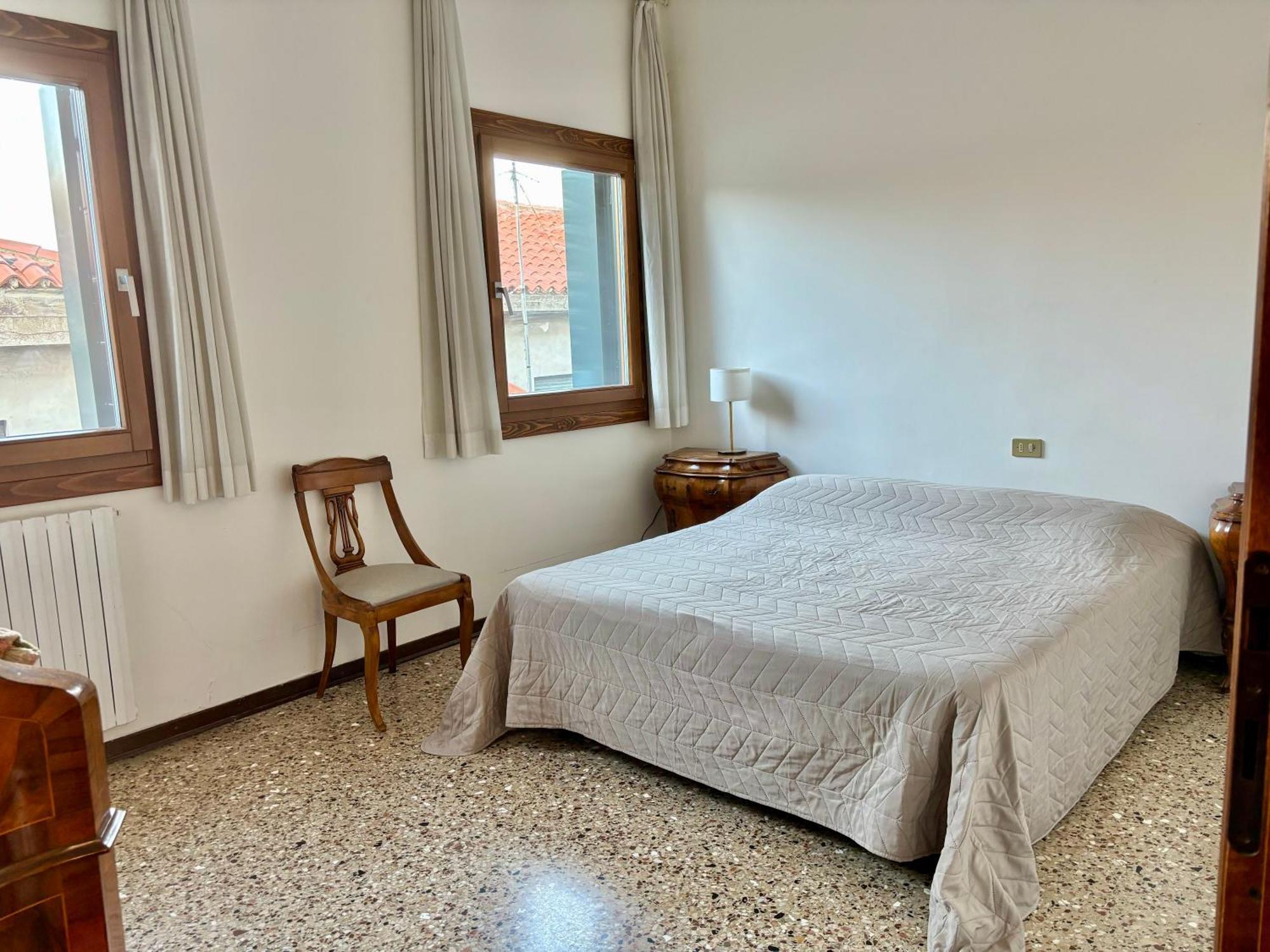 Large And Bright With Canal View Apartamento *